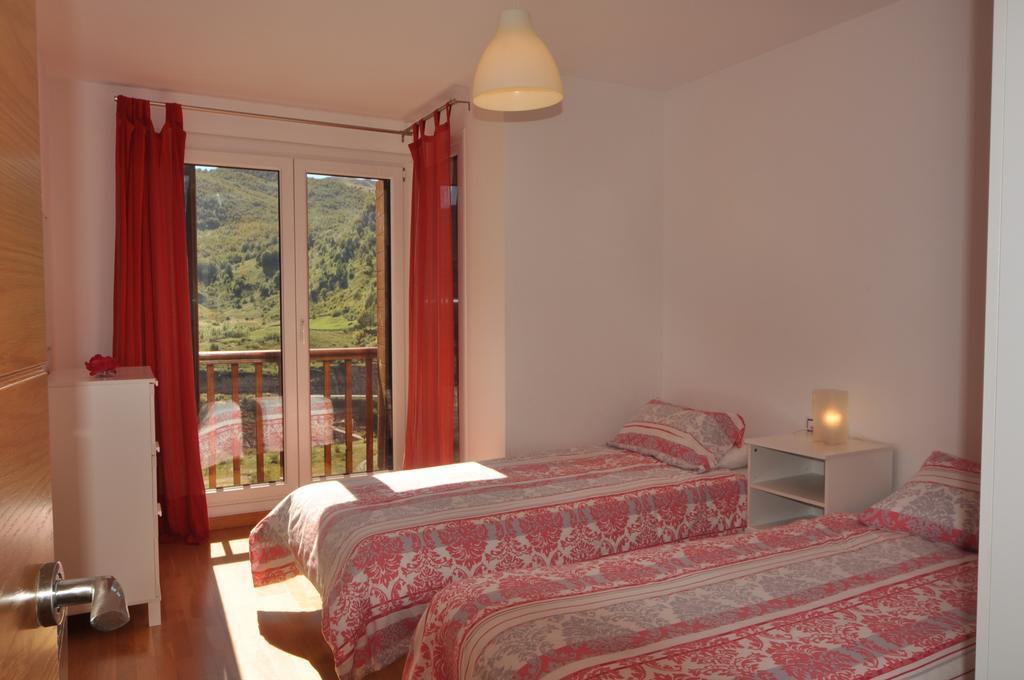 Apartamentos Tirol フォルミガル 部屋 写真