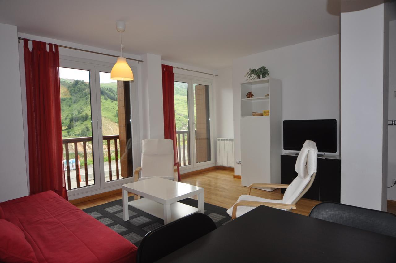 Apartamentos Tirol フォルミガル エクステリア 写真