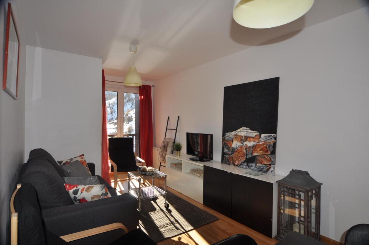 Apartamentos Tirol フォルミガル エクステリア 写真
